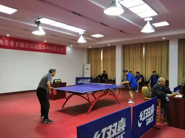 乒乓球激战.jpg