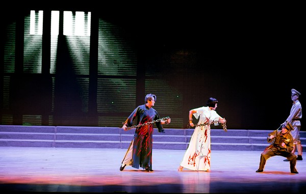 4-5情景舞剧《光辉岁月-《永生》 .jpg