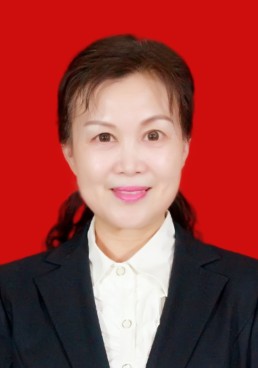 33.徐薇—歌咏教师.jpg