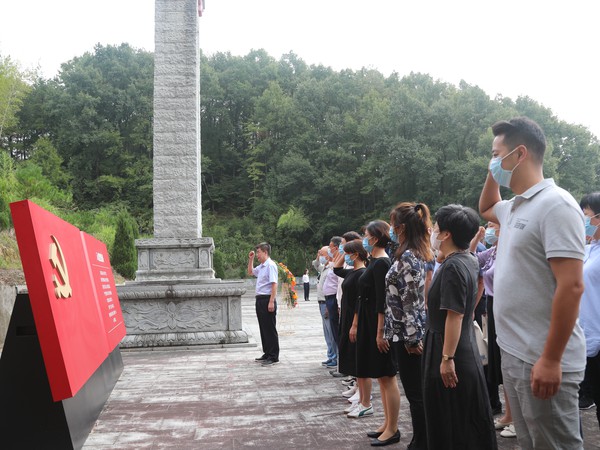 重温誓词.jpg