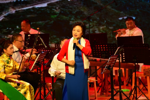 4.《江姐》选段“看长江”.jpg