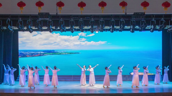 10民族舞《贝加尔湖畔》.jpg