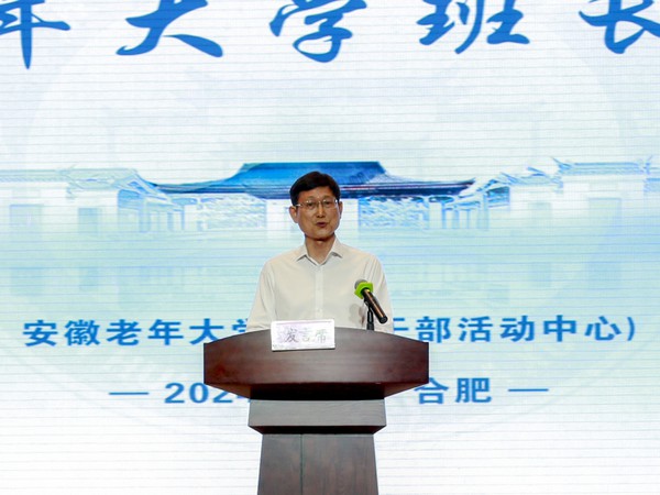 冯涛6_副本.jpg