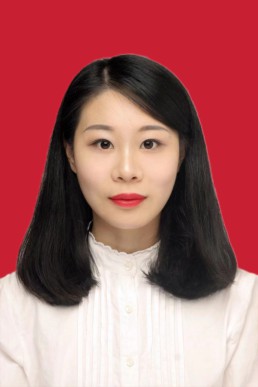 杨芮薪——古筝教师.jpg