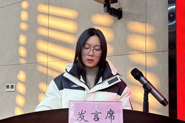 7.吴骜 谢守梅拍_副本.jpg