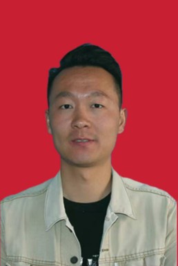 黄刚.jpg