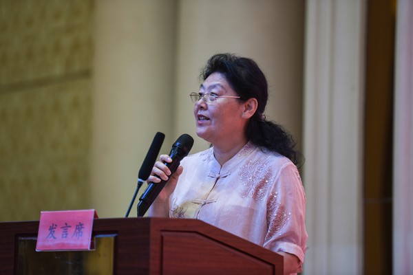 淮南老年大学教师任荣交流发言.JPG
