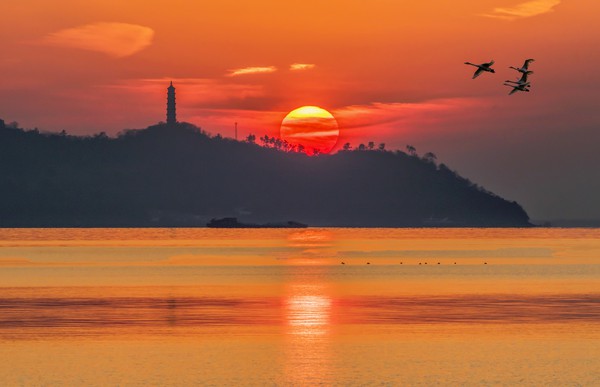 《姥山夕阳红》张建民.jpg