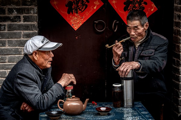 《老巷茶叙》袁庚.jpg