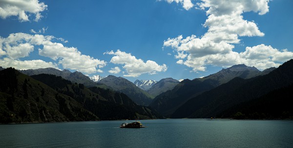 《大美天山》苏锡亚.jpg