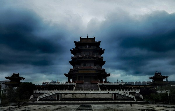 《古塔》常冬梅.jpg